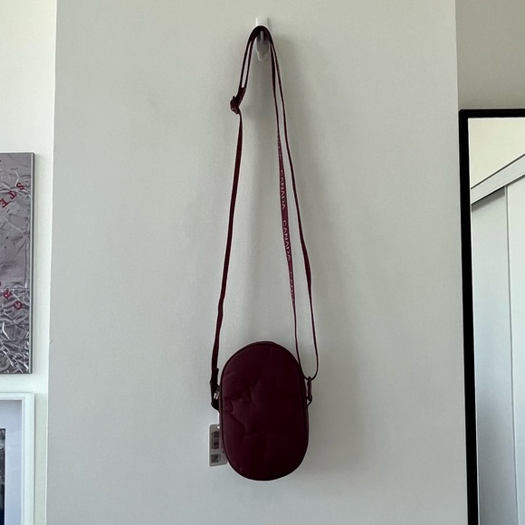 Lululemon Future Legacy Bag Red Merlot - Picture 5 of 10